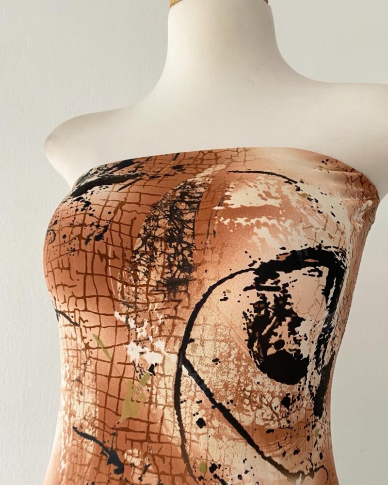 Strapless top with bow on the back - Imagen 2