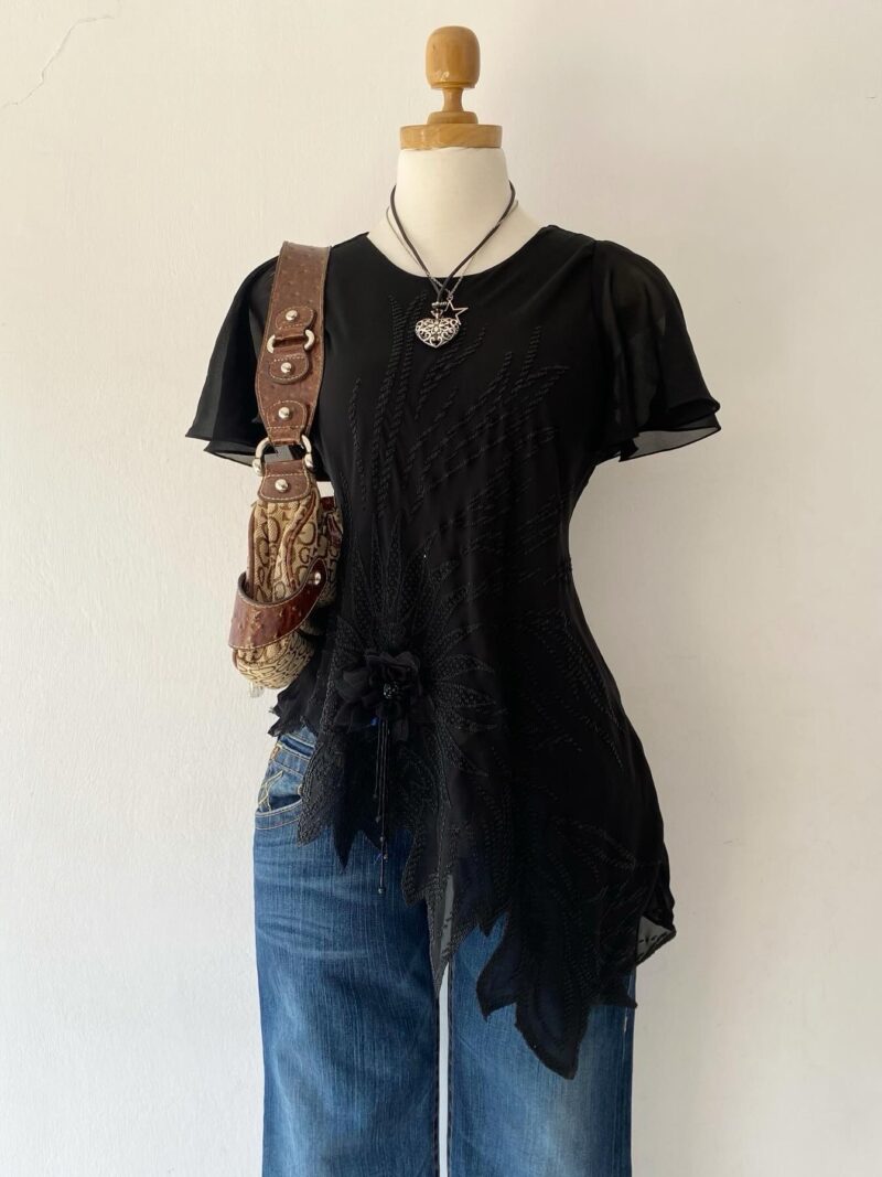 Blusa asimétrica