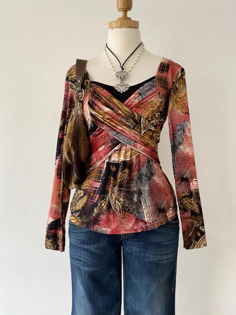 Bohemian top