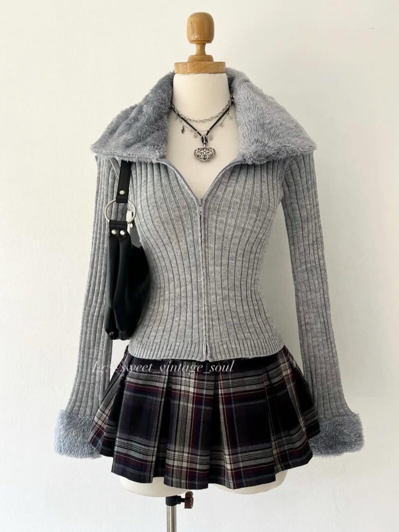 Gray cardigan with plush
